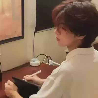 郁雁卉